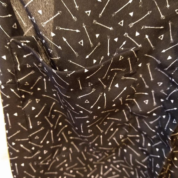 M Jennyfer black sleeveless white collared blouse French - Picture 4 of 7